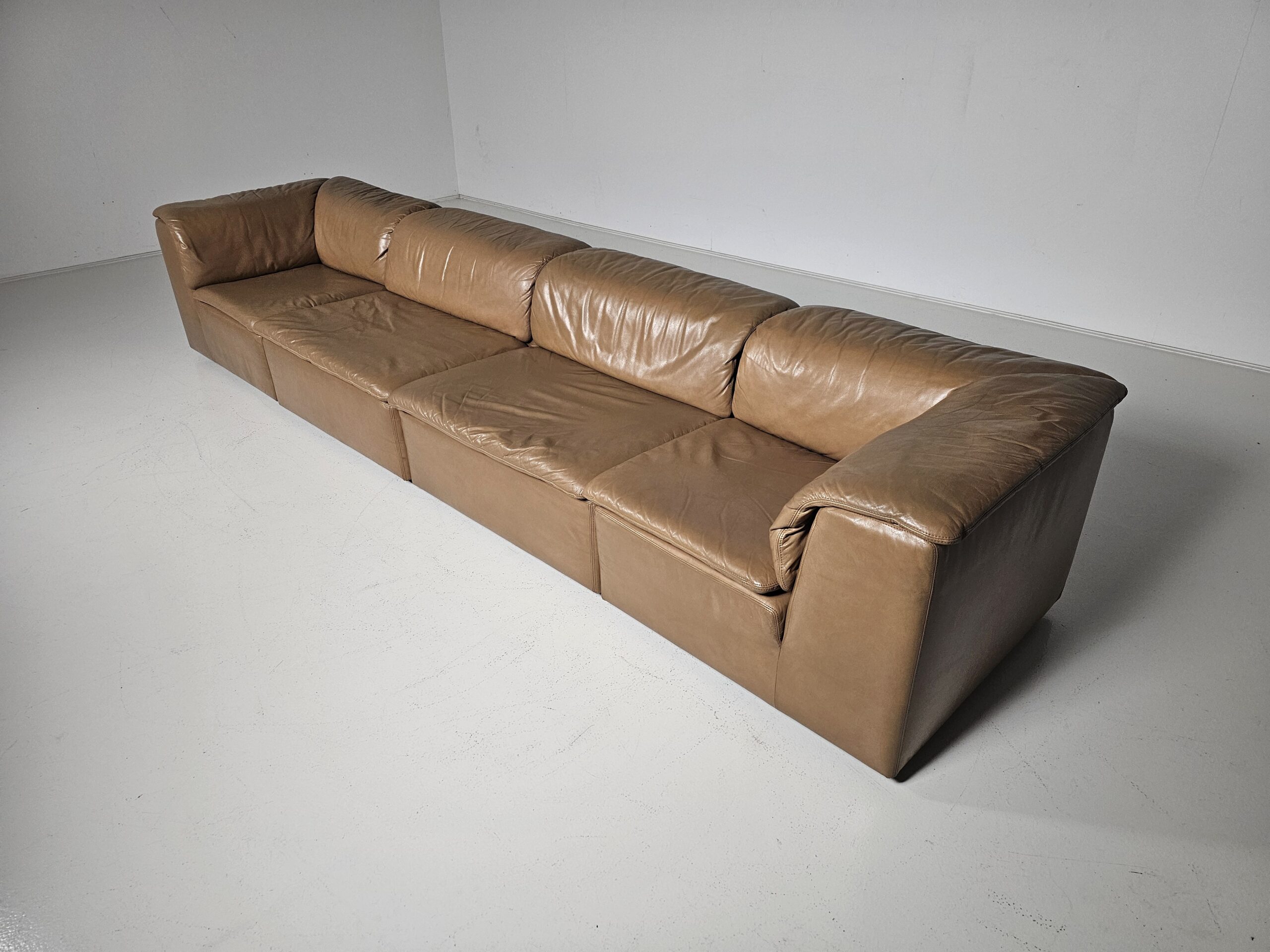 Jeep sofa by Durlet
