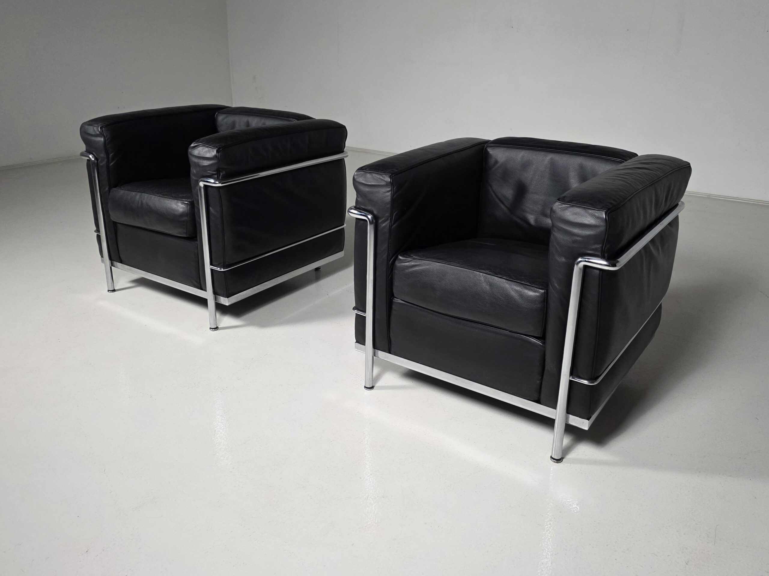 LC2 “Grand Confort, Petit Modèle” Armchairs by Le Corbusier