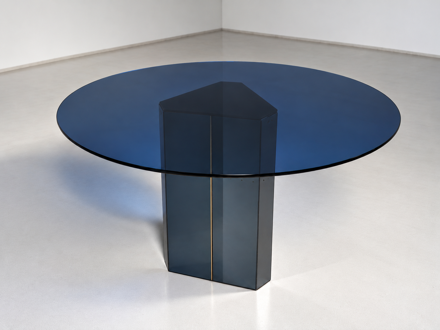 Polygonon table Afra & Tobia Scarpa, B&B Iitalia